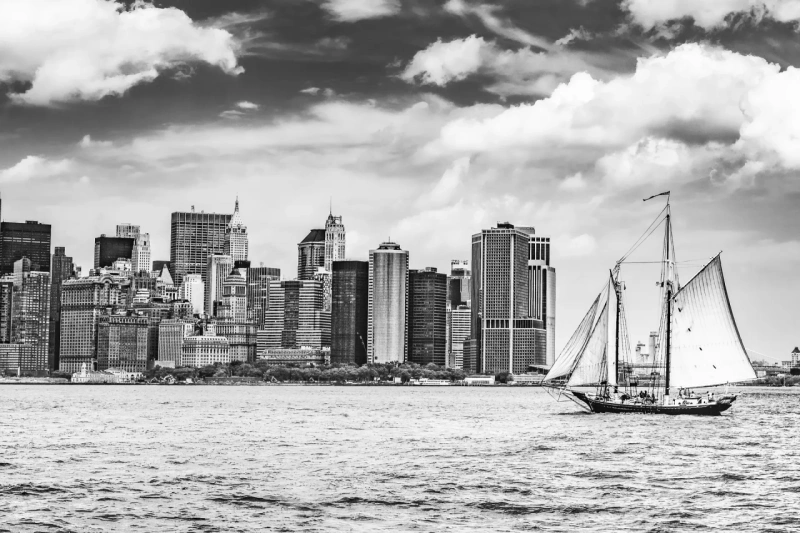 Sailing to Manhattan